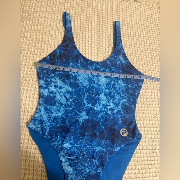 NWOT Blue Patterned One Piece Swimsuit - Picture 12 of 12